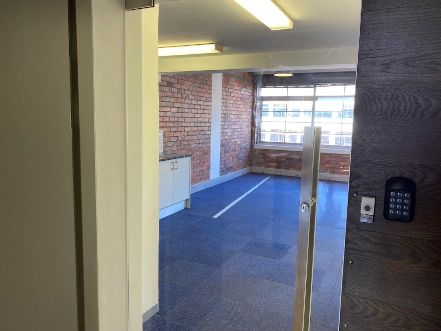 To Let commercial Property for Rent in De Waterkant Western Cape